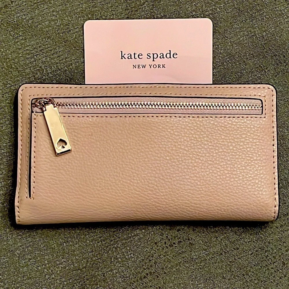 Brand New Kate Spade Genuine Leather Large Slim Bifold Wallet Warm Beige Neutral